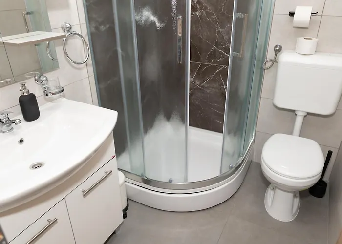 Roski Slap Lejlighed